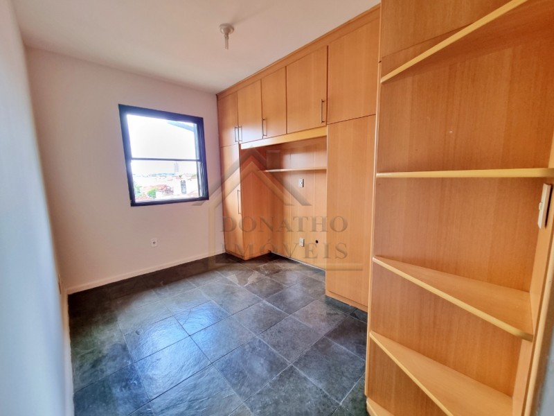 Apartamento à venda com 2 quartos, 77m² - Foto 11