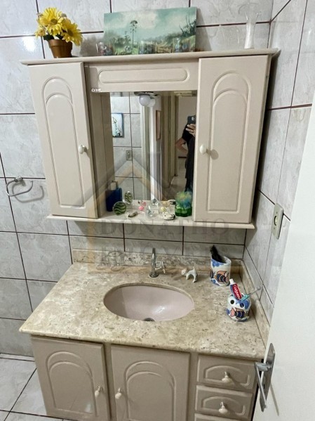 Apartamento para alugar com 2 quartos, 98m² - Foto 13