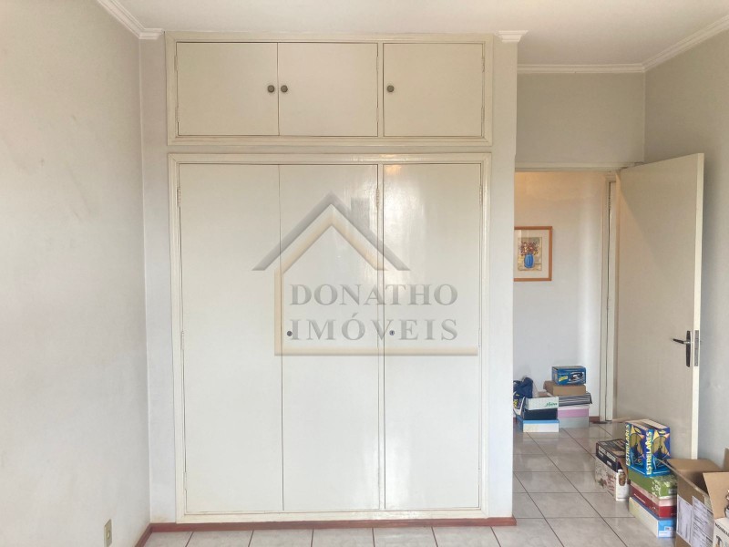 Apartamento para alugar com 2 quartos, 98m² - Foto 9