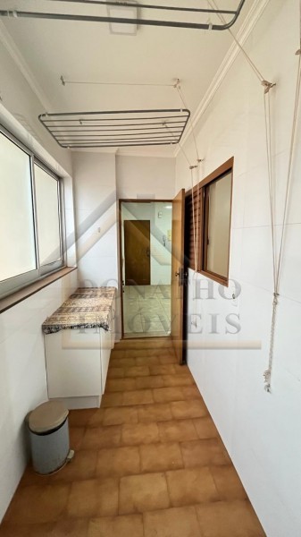 Apartamento para alugar com 3 quartos, 109m² - Foto 17