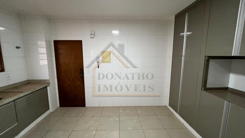 Apartamento para alugar com 3 quartos, 109m² - Foto 15