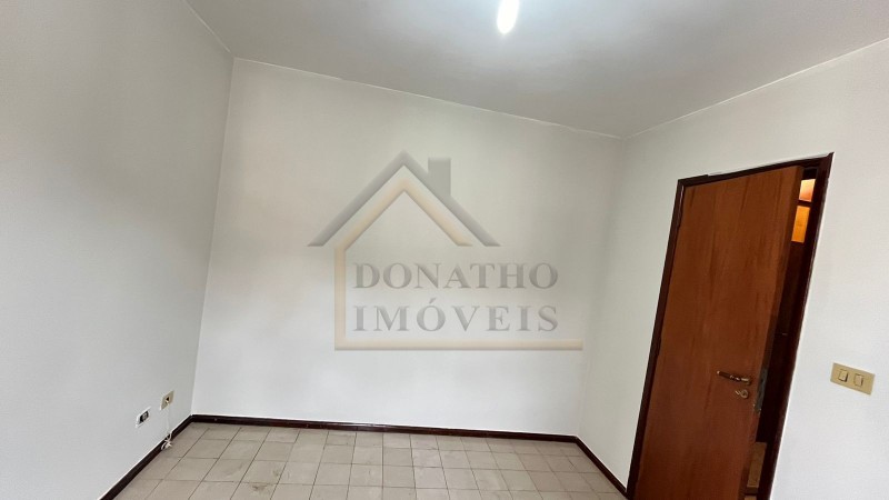 Apartamento para alugar com 1 quarto, 63m² - Foto 11