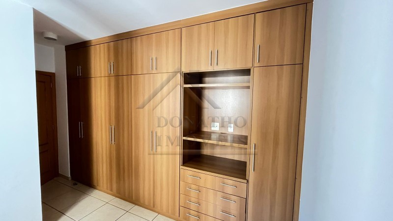 Apartamento para alugar com 4 quartos, 143m² - Foto 11