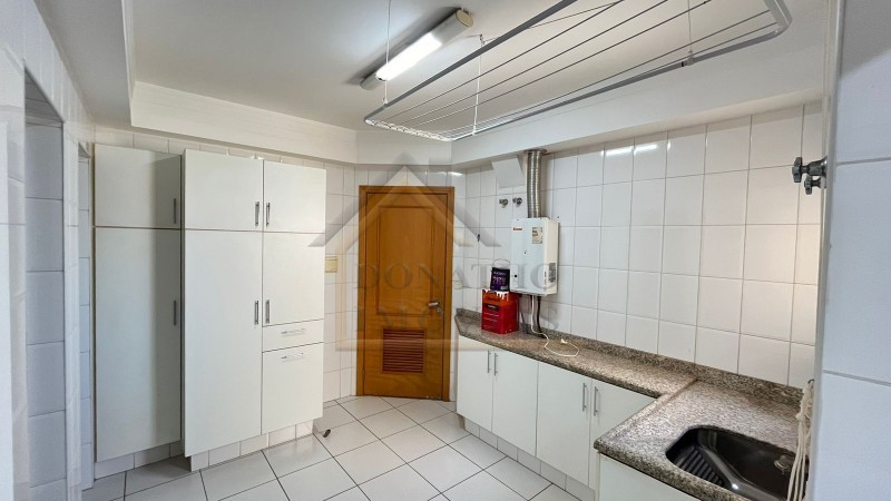 Apartamento para alugar com 4 quartos, 143m² - Foto 29