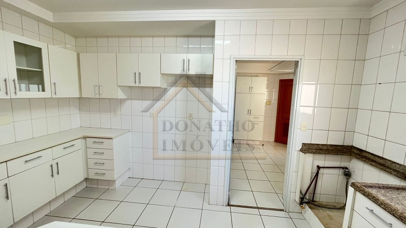 Apartamento para alugar com 4 quartos, 143m² - Foto 26