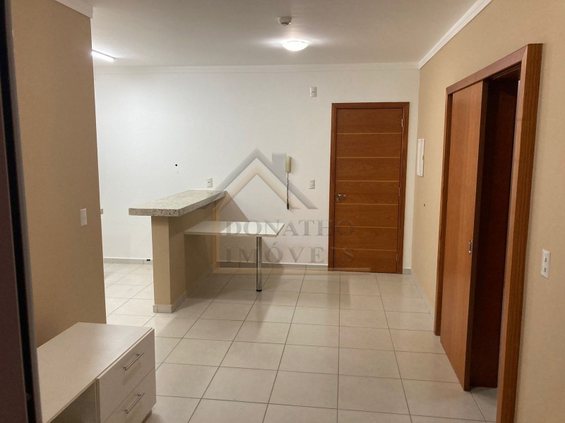 Apartamento para alugar com 1 quarto, 47m² - Foto 2