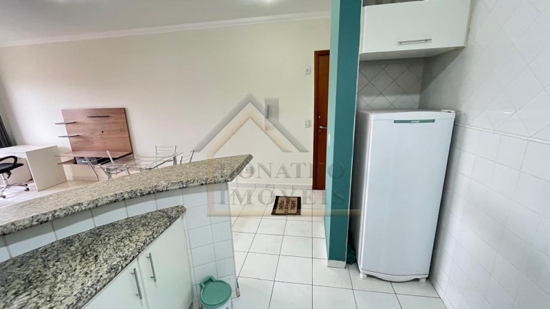 Apartamento para alugar com 1 quarto, 50m² - Foto 6