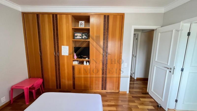 Apartamento para alugar com 4 quartos, 298m² - Foto 22