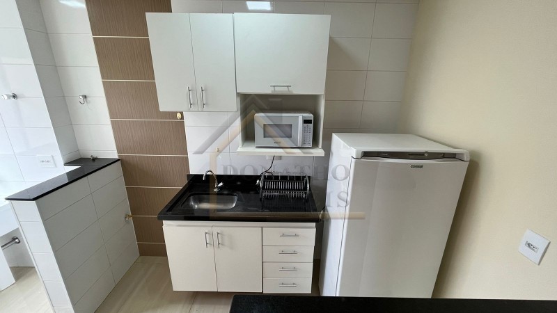 Apartamento para alugar com 1 quarto, 37m² - Foto 11