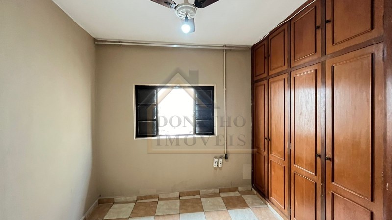 Casa para alugar com 2 quartos, 90m² - Foto 17