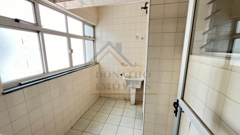 Apartamento para alugar com 2 quartos, 69m² - Foto 15