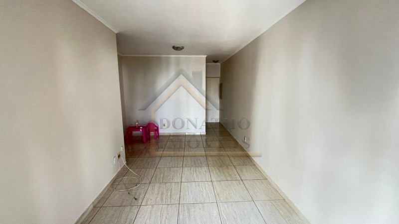 Apartamento para alugar com 2 quartos, 70m² - Foto 3