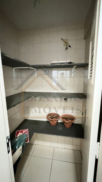 Apartamento para alugar com 2 quartos, 70m² - Foto 19