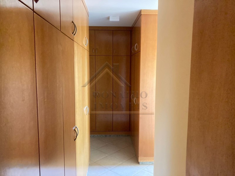 Apartamento para alugar com 3 quartos, 157m² - Foto 15