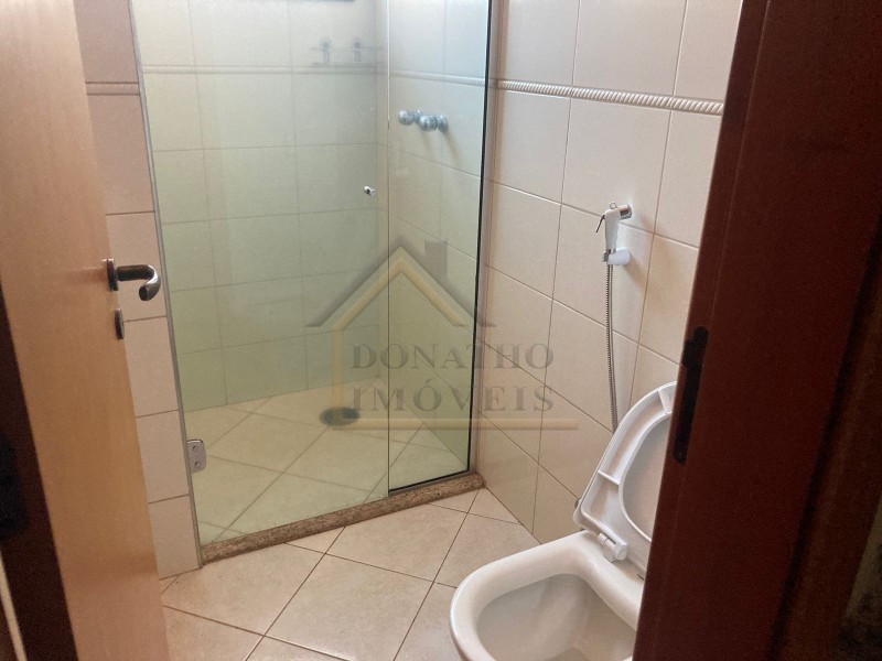 Apartamento para alugar com 3 quartos, 157m² - Foto 9