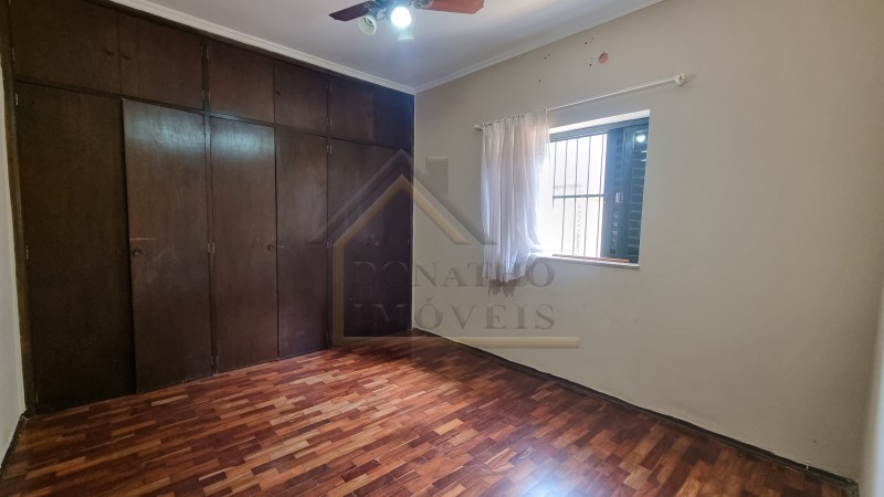 Casa à venda com 3 quartos, 230m² - Foto 11